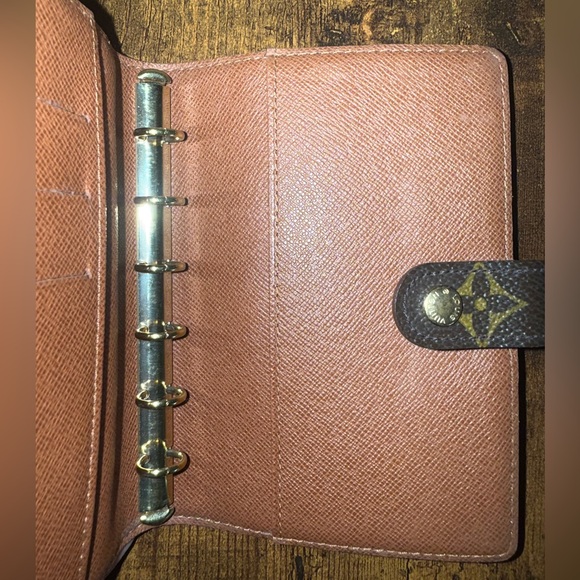 Louis Vuitton Monogram agenda - Picture 6 of 9